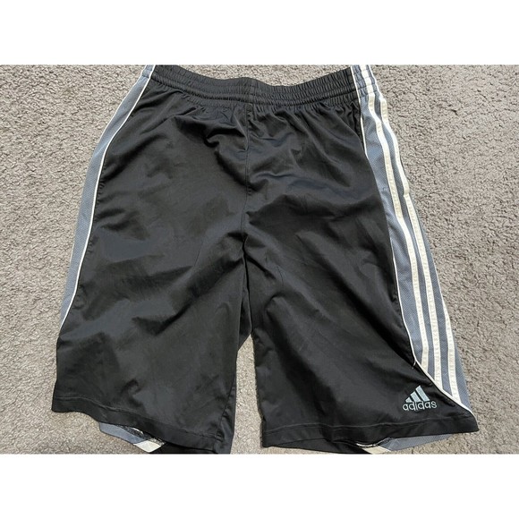 Adidas Mens Casual Running Shorts  With Pockets Gray / Black Size Large AV1008 - Picture 1 of 4